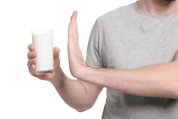 Man Med Glas Mjölk Lider Laktosintolerans Vit Bakgrund Närbild — Stockfoto