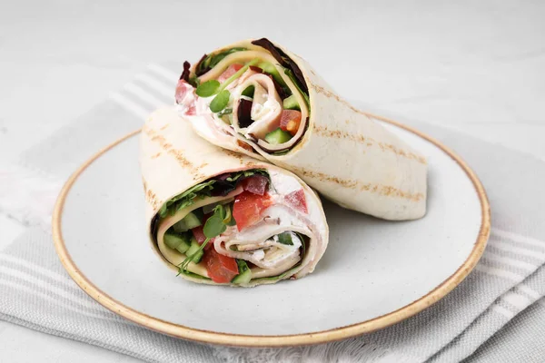 Leckere Sandwich Wraps Mit Frischem Gemüse Auf Dem Tisch Nahaufnahme — Stockfoto