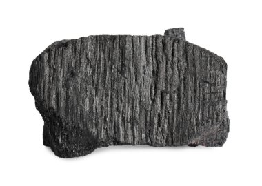 Beyaz üzerine izole edilmiş bir kömür parçası. Mineral yatakları