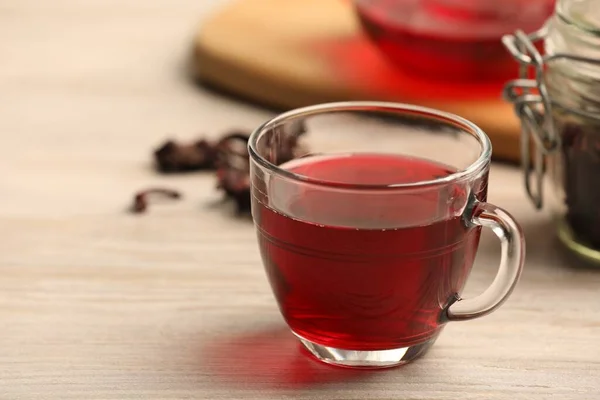 Delicious Hibiscus Tea White Wooden Table — Stock Photo, Image