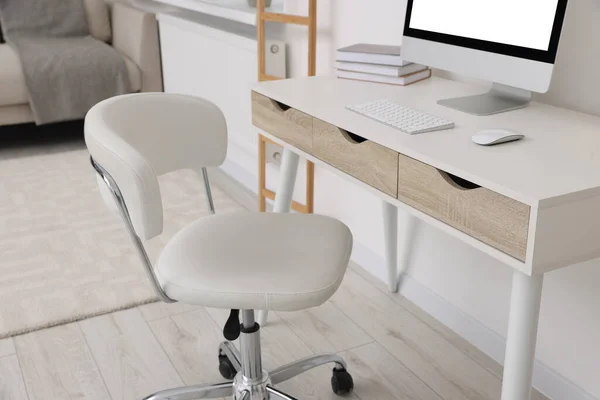 Local Trabalho Com Cadeira Escritório Confortável Dentro Casa Design Interiores — Fotografia de Stock
