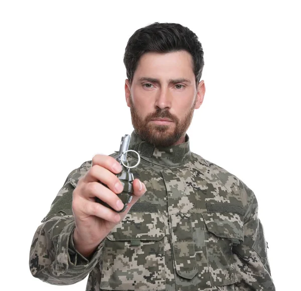Voják Držící Ruční Granát Bílém Pozadí Vojenská Služba — Stock fotografie