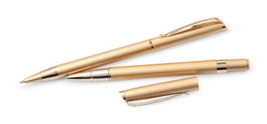 Beyaz, üst görünümde izole edilmiş yeni şık altın kalemler