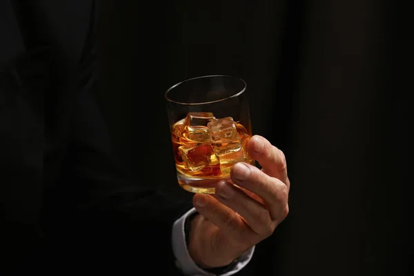 Man Holding Glass Whiskey Ice Cubes Dark Background Closeup — Stock Photo, Image