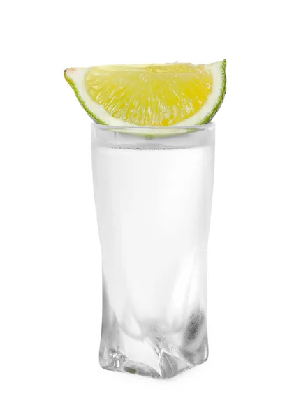 Ένα Ποτήρι Βότκα Lime Που Απομονώνεται Λευκό — Φωτογραφία Αρχείου