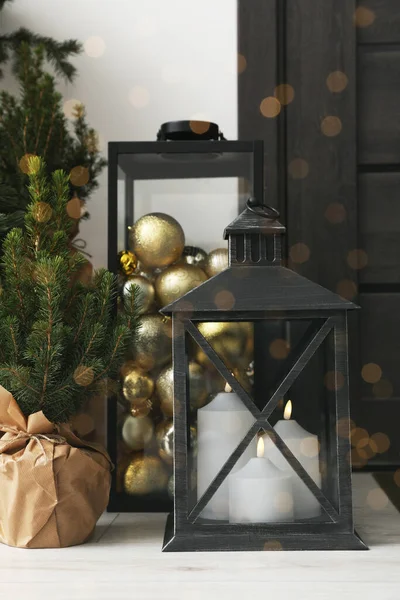 Hermosos Abetos Diferentes Decoración Navidad Interior —  Fotos de Stock