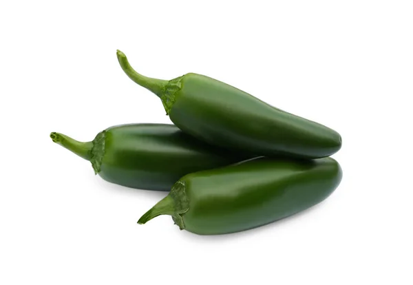 Groene Hete Chili Pepers Geïsoleerd Wit — Stockfoto