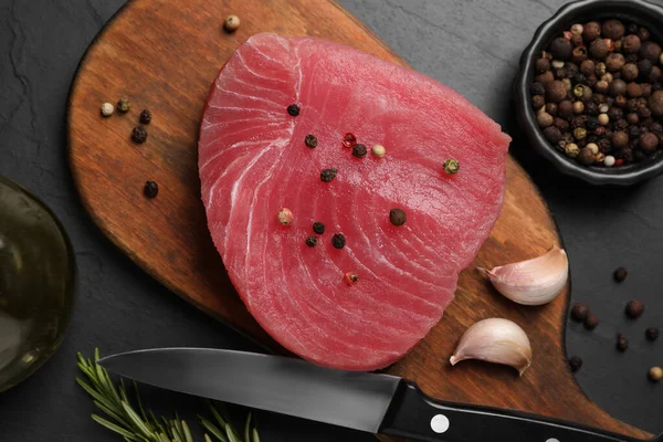 Raw Tuna Fillet Spices Black Table Flat Lay — Stock Photo, Image