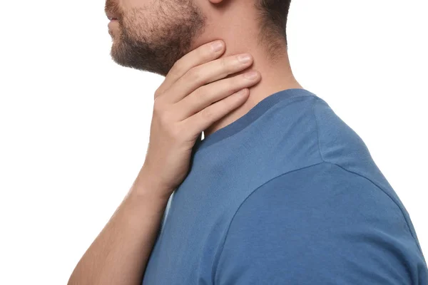 Muž Trpící Bolestí Krku Bílém Pozadí Detailní Záběr — Stock fotografie