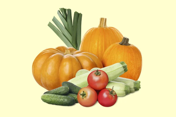 Viele Verschiedene Frische Gemüsesorten Und Porree Auf Beigem Hintergrund — Stockfoto