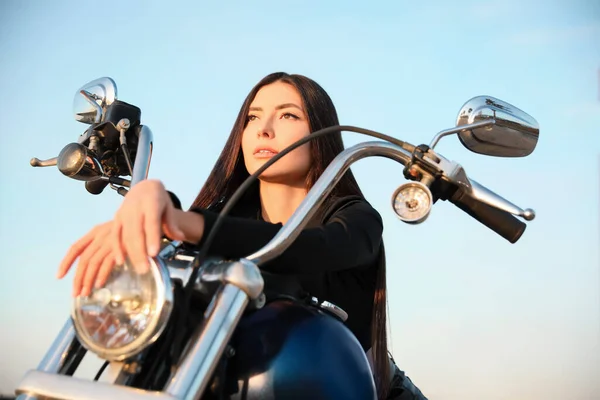 Beautiful Young Woman Sitting Motorcycle Outdoors — Stockfoto