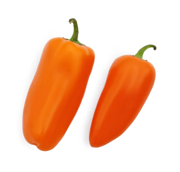 Verse Rauwe Oranje Hete Chili Pepers Geïsoleerd Wit Bovenaanzicht — Stockfoto