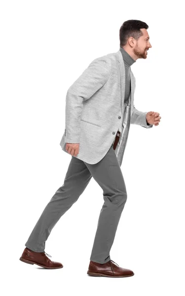 Beyaz Arka Planda Yürüyen Yakışıklı Sakallı Adamı — Stok fotoğraf