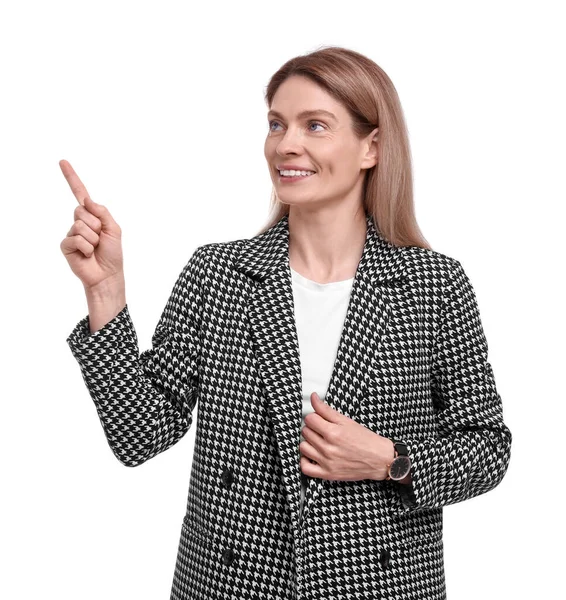 Schöne Glückliche Geschäftsfrau Zeigt Auf Etwas Auf Weißem Hintergrund — Stockfoto
