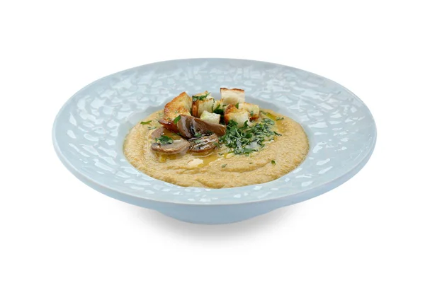 Köstliche Sahnesuppe Mit Pilzen Und Croutons Auf Weißem Hintergrund — Stockfoto