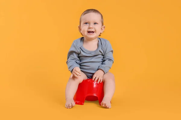 Little Child Sitting Baby Potty Yellow Background — Stock Photo, Image