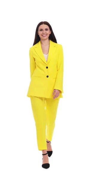 Όμορφη Επιχειρηματίας Κίτρινο Κοστούμι Πόδια Λευκό Φόντο — Φωτογραφία Αρχείου
