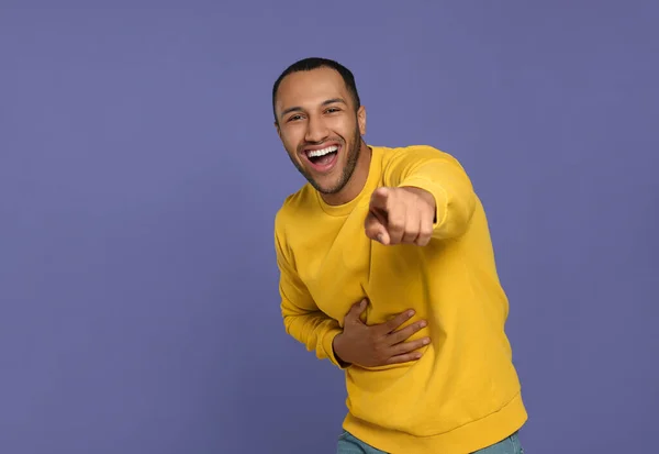 Portrait Laughing African American Man Purple Background Space Text — Stock Photo, Image