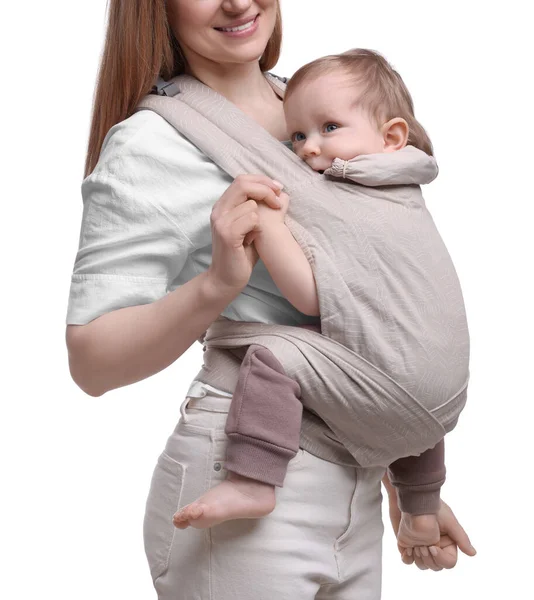 Moeder Houdt Haar Kind Draagdoek Babydrager Witte Achtergrond Close — Stockfoto