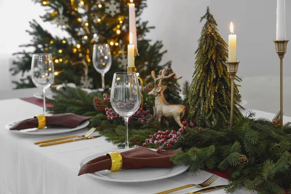 Cenário Mesa Bonita Com Decoração Natal Dentro Casa — Fotografia de Stock