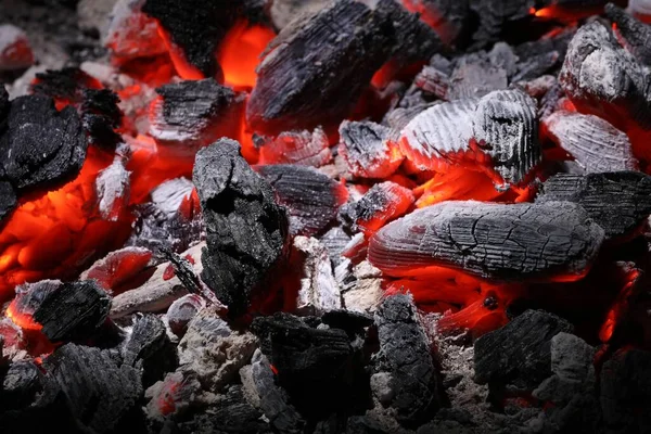Arka Plan Olarak Yanan Kömür Parçaları Yakın Plan — Stok fotoğraf
