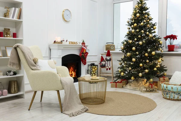 Living Room Interior Beautiful Christmas Tree Festive Decor —  Fotos de Stock