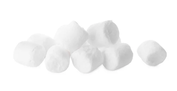 Stapel Zoete Gezwollen Marshmallows Geïsoleerd Wit — Stockfoto