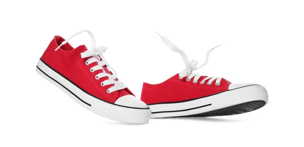Paar Rode Klassieke Old School Sneakers Witte Achtergrond — Stockfoto