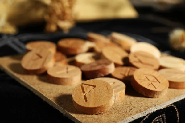 Many Wooden Runes Divination Mat Closeup — Stock Photo, Image