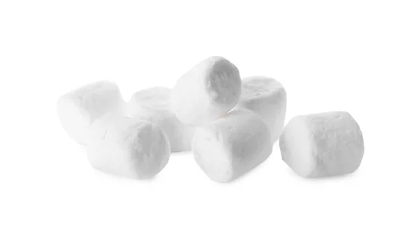 Högen Med Söta Puffy Marshmallows Isolerad Vit — Stockfoto