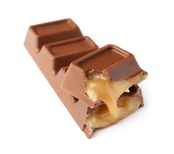 Trozos Deliciosa Barra Chocolate Sobre Fondo Blanco — Foto de Stock