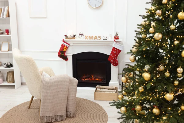 Living Room Interior Beautiful Christmas Tree Festive Decor — Stok fotoğraf