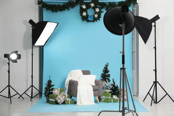 Bela Zona Fotos Temáticas Natal Com Equipamento Profissional Poltrona Elegante — Fotografia de Stock