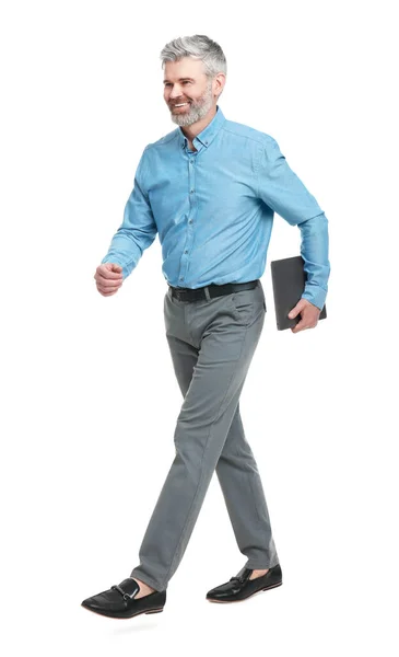 Ältere Geschäftsmann Stilvoller Kleidung Mit Laptop Auf Weißem Hintergrund — Stockfoto