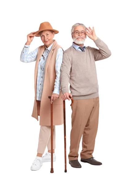 Senior Mann Und Frau Mit Gehstock Auf Weißem Hintergrund — Stockfoto