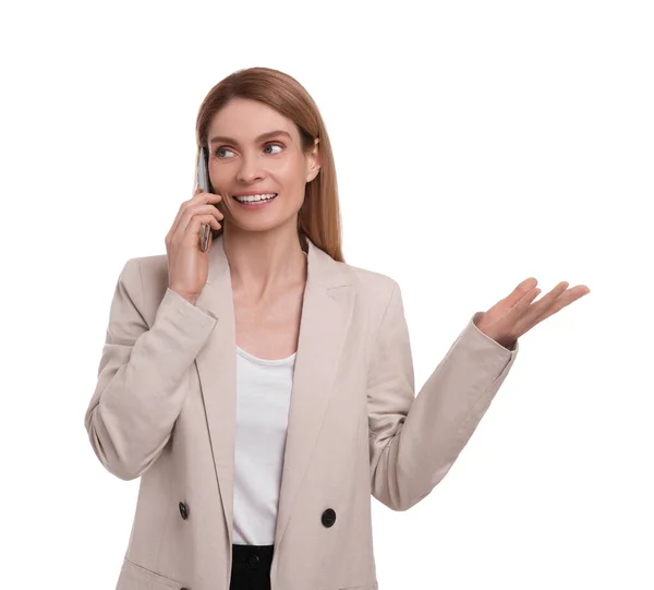 Schöne Glückliche Geschäftsfrau Spricht Auf Smartphone Vor Weißem Hintergrund — Stockfoto