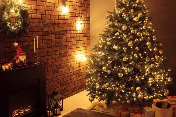 Beautiful Tree Festive Lights Christmas Decor Living Room Interior Design — 图库照片