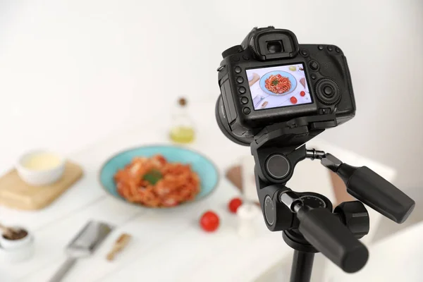 Професійна Камера Зображенням Спагеті Дисплеї Студії Простір Тексту Їжа Стиліст — стокове фото