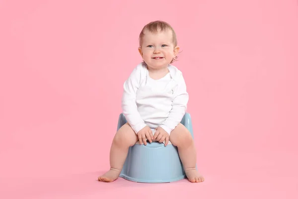 Little Child Sitting Baby Potty Pink Background — Stock Photo, Image