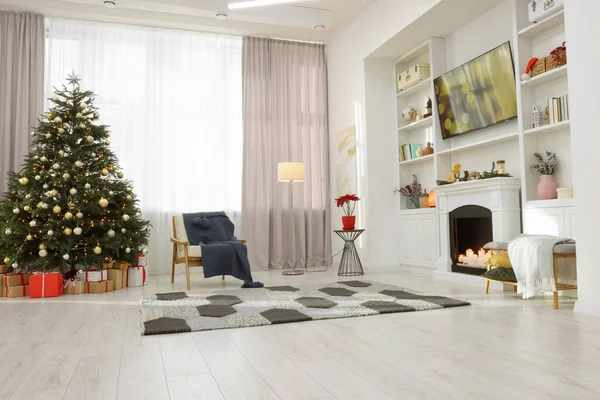 Beautiful Tree Festive Lights Christmas Decor Living Room Interior Design — Stok fotoğraf