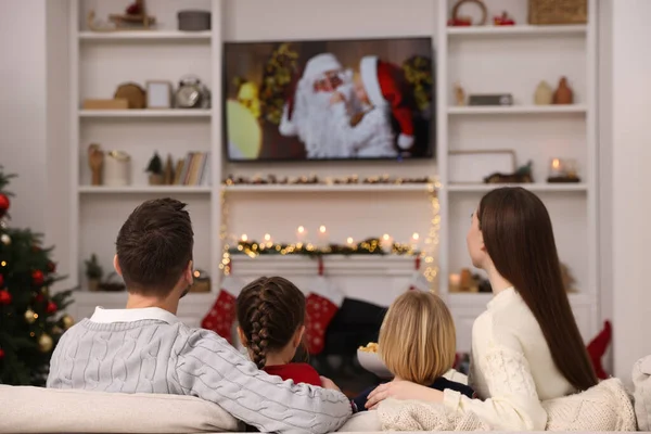Family Watching Christmas Movie Cosy Room Back View Winter Holidays — Zdjęcie stockowe