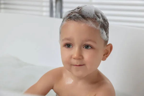 Cute Little Boy Washing Hair Shampoo Bathroom — Foto de Stock