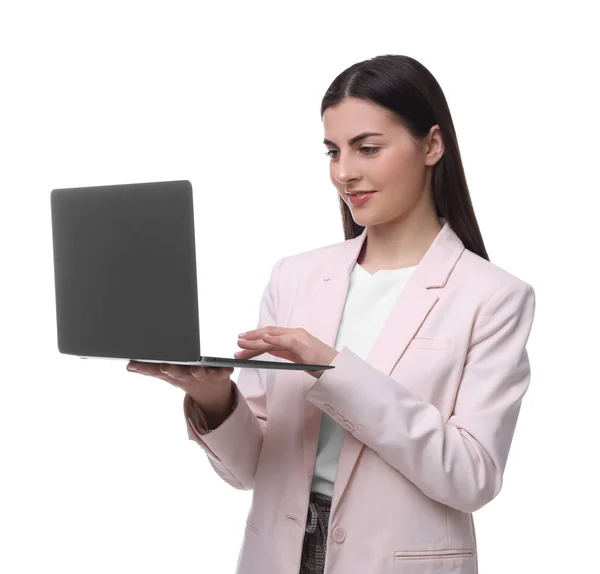 漂亮的女商人 白色背景的笔记本电脑 — 图库照片