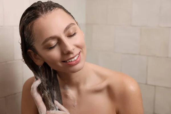 Happy Woman Washing Hair While Taking Shower Home — 图库照片