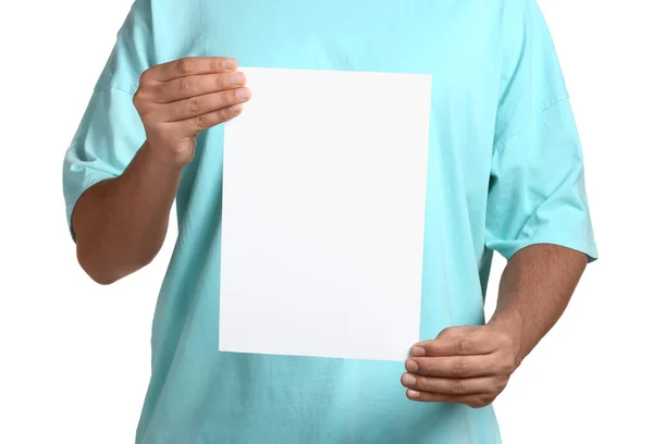 Beyaz Arka Planda Kağıt Tutan Adam Yakın Plan Tasarım Için — Stok fotoğraf