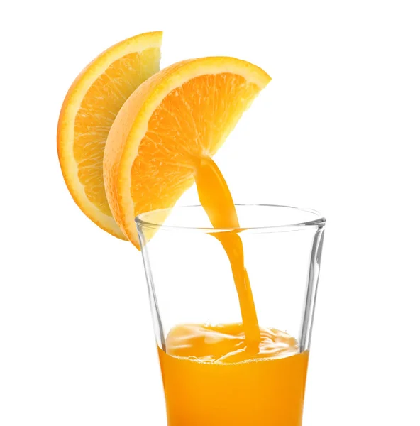 Making Orange Fresh Juice Pouring Orange Citrus Slices Glass White — Stock Photo, Image