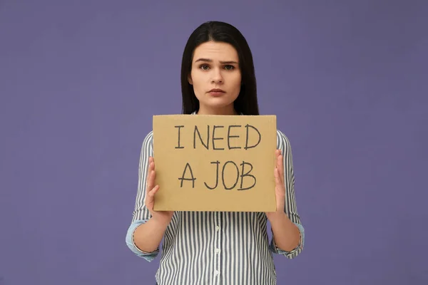Problemi Disoccupazione Donna Infelice Che Tiene Segno Con Frase Bisogno — Foto Stock