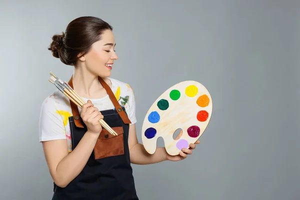 Woman Painting Tools Grey Background Space Text Young Artist — Stock Photo, Image