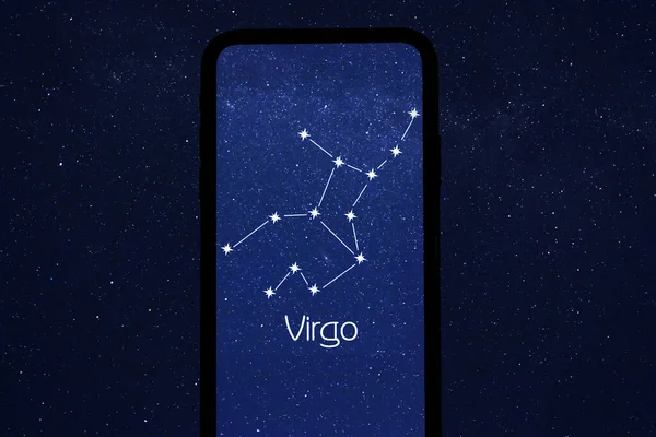 Identifierad Stjärnskådande App Stick Figur Mönster Virgo Konstellation Telefonskärmen Natten — Stockfoto