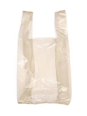 Beyaza izole edilmiş boş bir plastik torba.